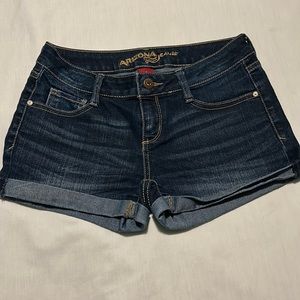 Arizona jean shorts Size 1 juniors cuffed shorts